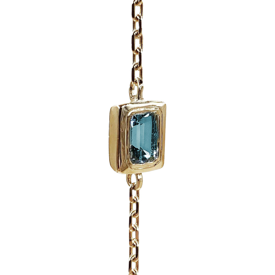 
            
                Load image into Gallery viewer, Initial and birthstone bracelet
            
        